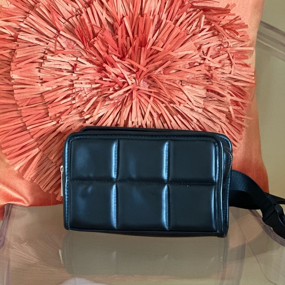 Amanda Uprichard Belt Bag - Picture 1 of 3